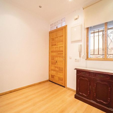 Apartamento Con Encanto Y Luz En Pleno Centro Madrid Luaran gambar